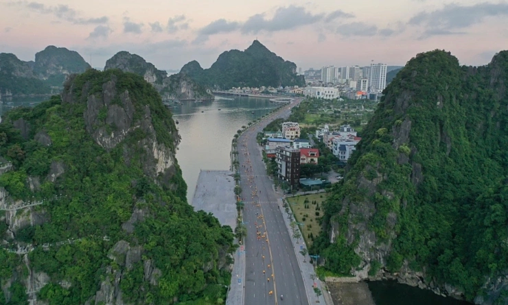 Đà Tăng Trưởng Du Khách